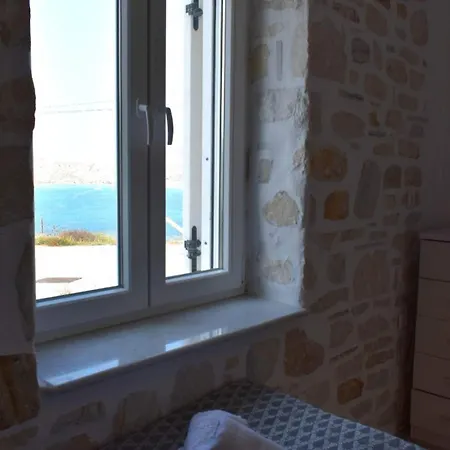 Sea View Stone House Feriehus