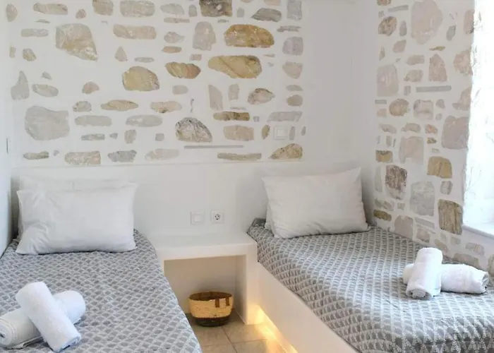 Sea View Stone House Dom wakacyjny *